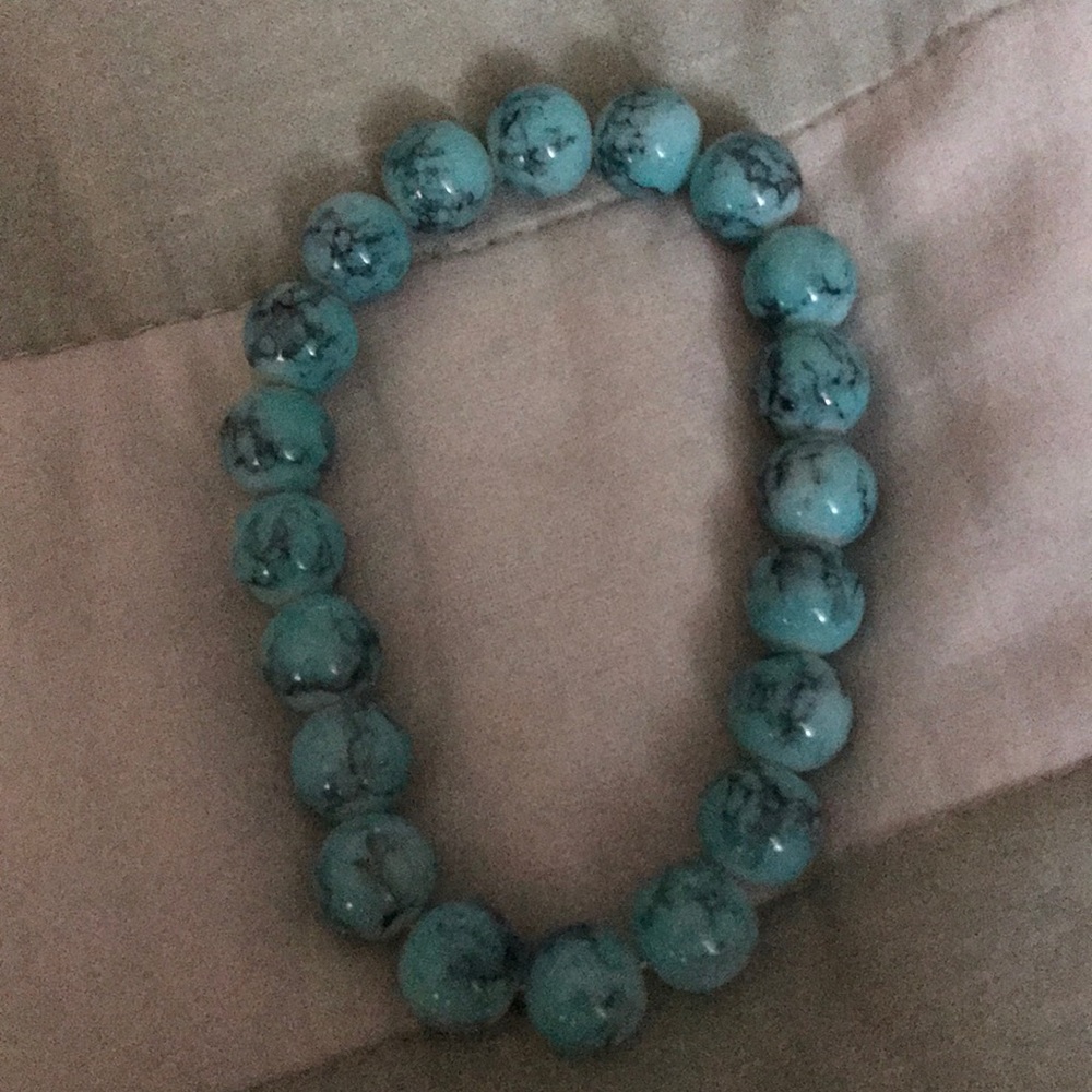 Bracelets - Picture 3 of 4